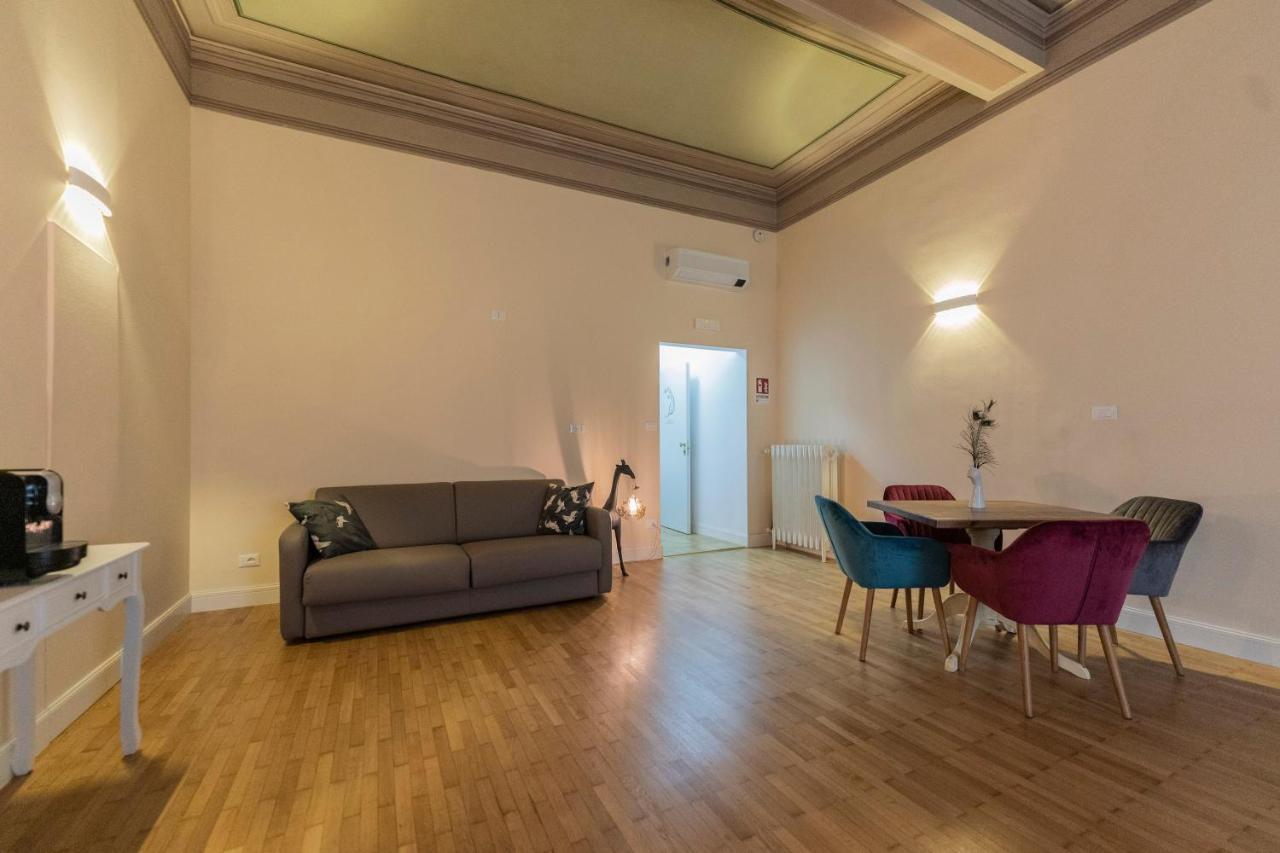 Aldrovandi Luxury Suites And Apartment Bologna Exterior photo