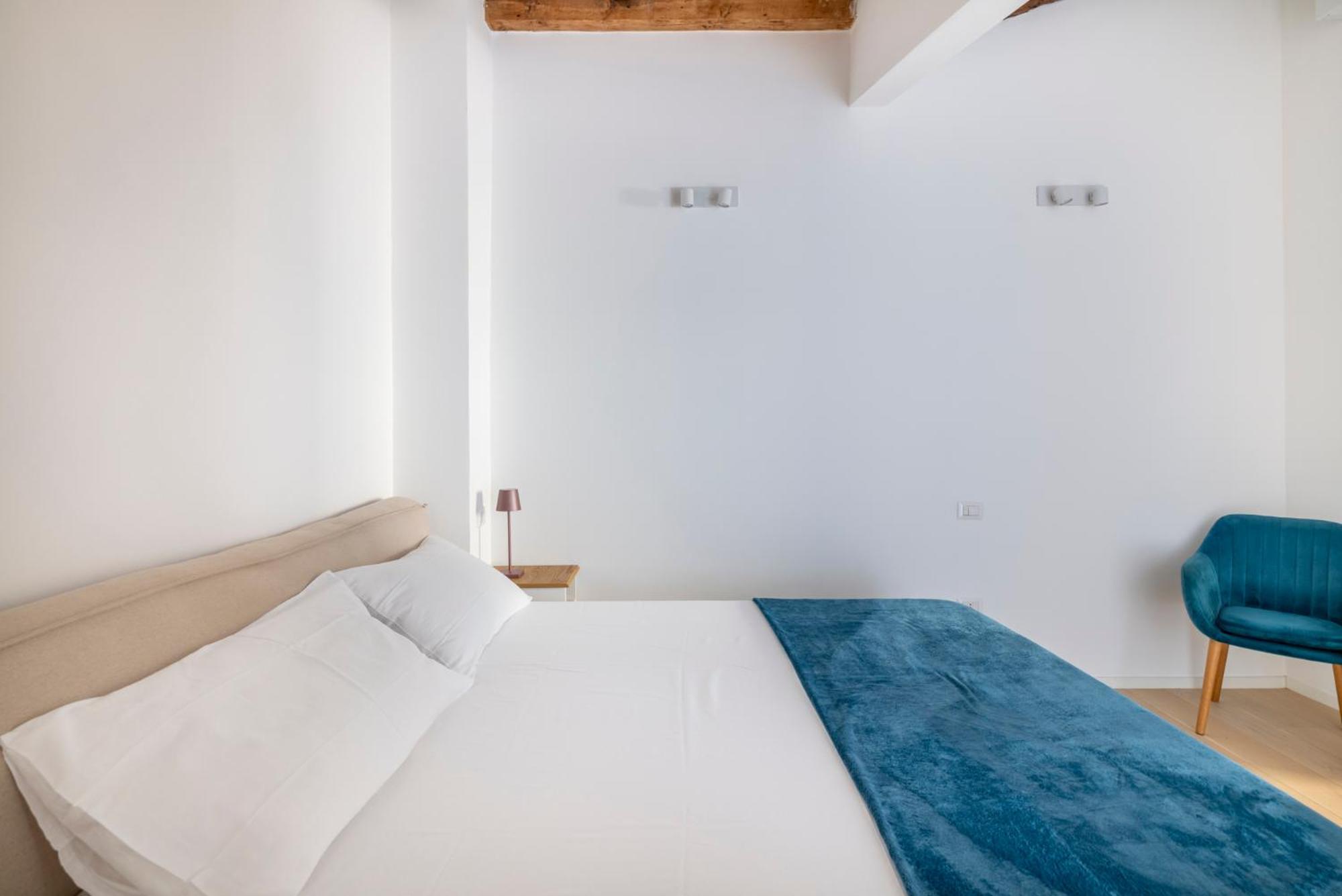 Aldrovandi Luxury Suites And Apartment Bologna Exterior photo